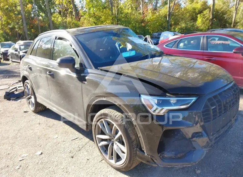 2025 Audi Q3 фото