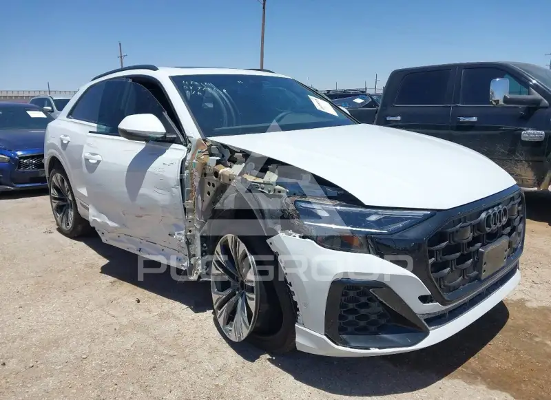 2025 Audi Q8 фото