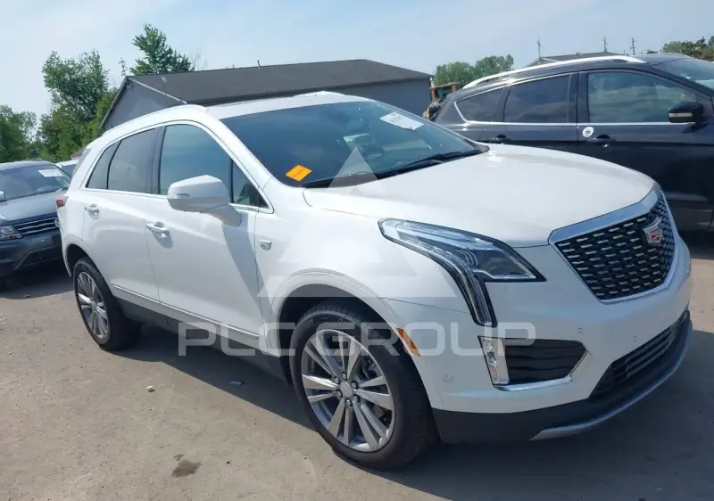 2025 Cadillac XT5 фото