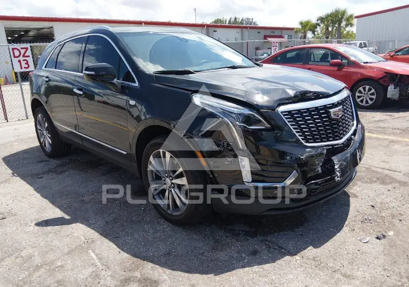2025 Cadillac XT5 фото