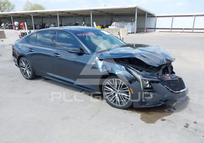 2025 Cadillac CT5 фото