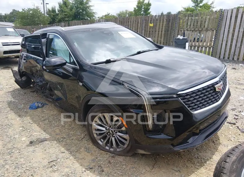 2025 Cadillac XT4 фото