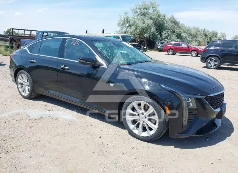 2025 Cadillac CT5 фото
