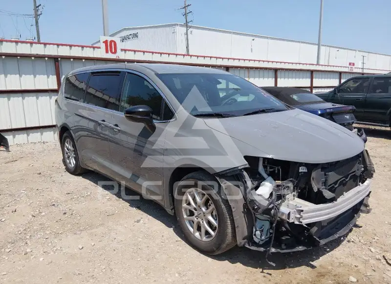 2025 Chrysler PACIFICA photo