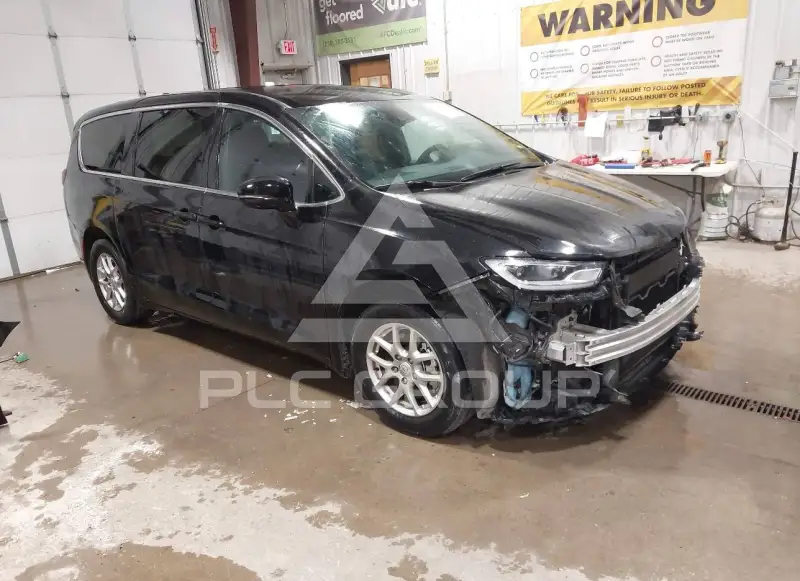 2025 Chrysler PACIFICA photo