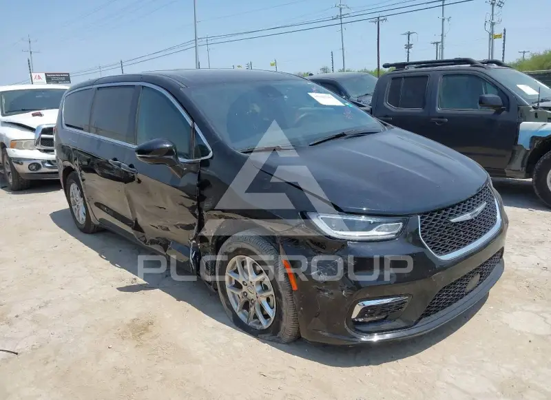 2025 Chrysler PACIFICA photo