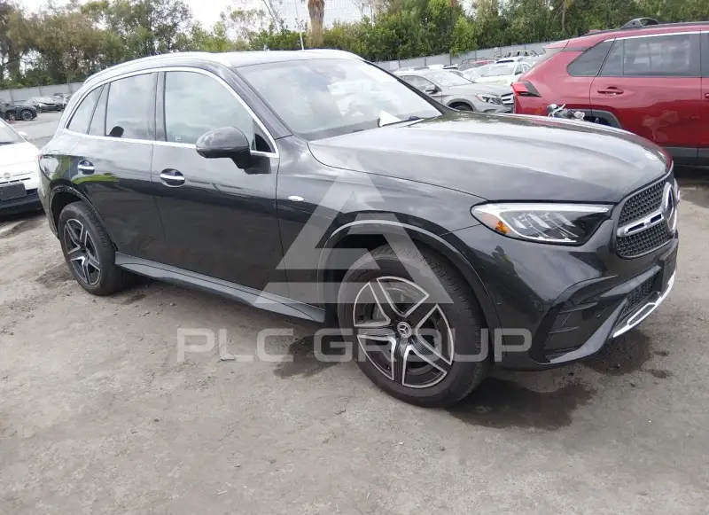2025 Mercedes Benz GLC 350 photo