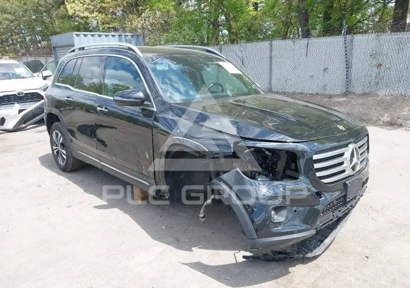 2025 Mercedes Benz GLB 250 фото