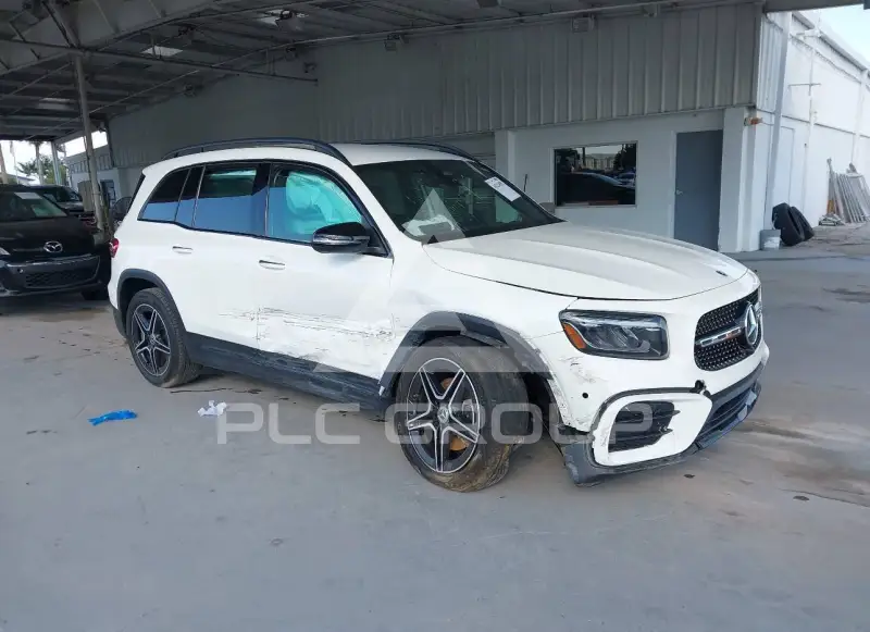 2025 Mercedes Benz GLB 250 фото