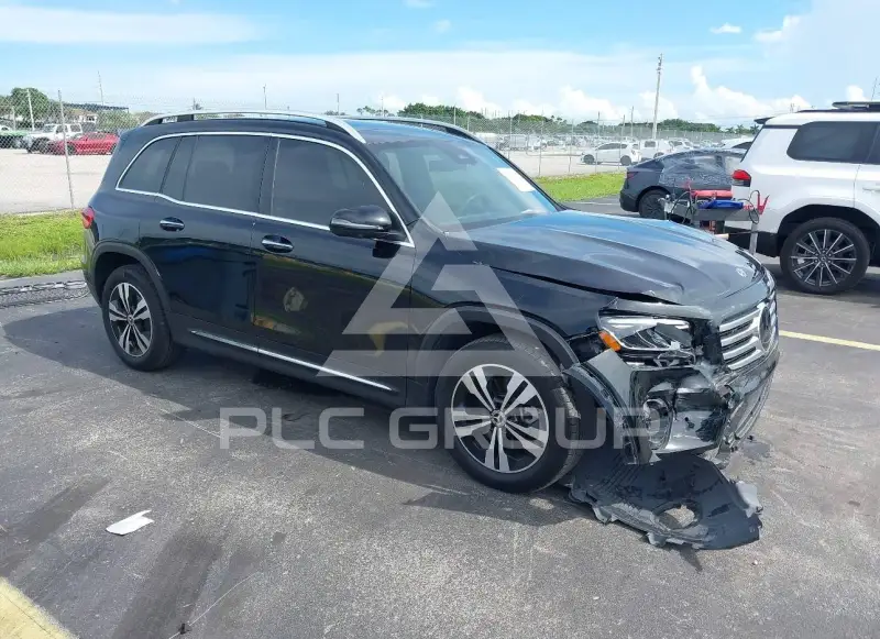 2025 Mercedes Benz GLB 250 photo