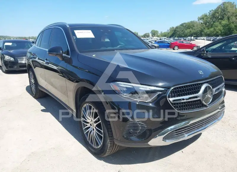 2025 Mercedes Benz GLC 300 фото