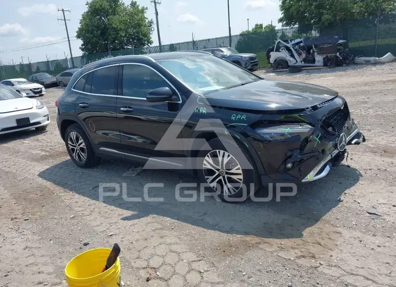 2025 Mercedes Benz GLA 250 photo