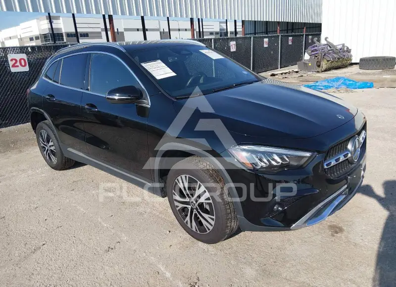 2025 Mercedes Benz GLA 250 photo