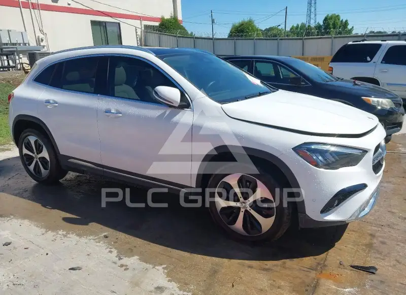 2025 Mercedes Benz GLA 250 photo