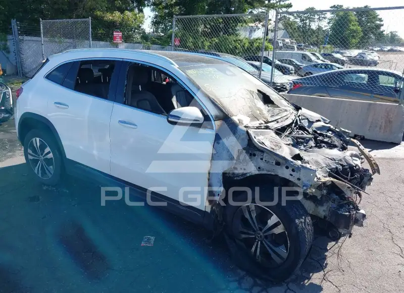 2025 Mercedes Benz GLA 250 фото