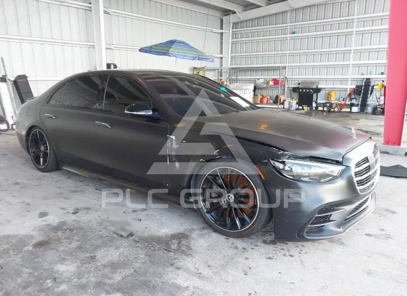 2025 Mercedes Benz S 580 photo