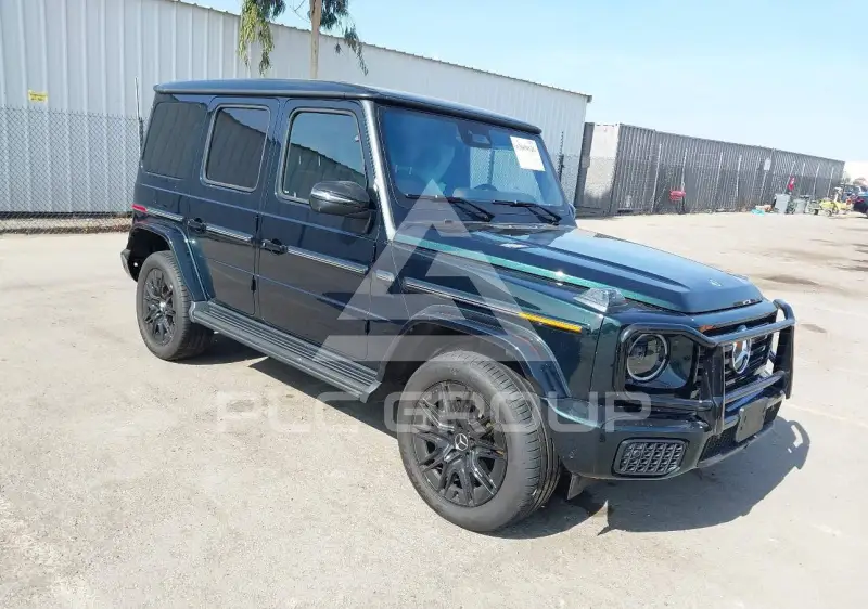2025 Mercedes Benz G 550 фото
