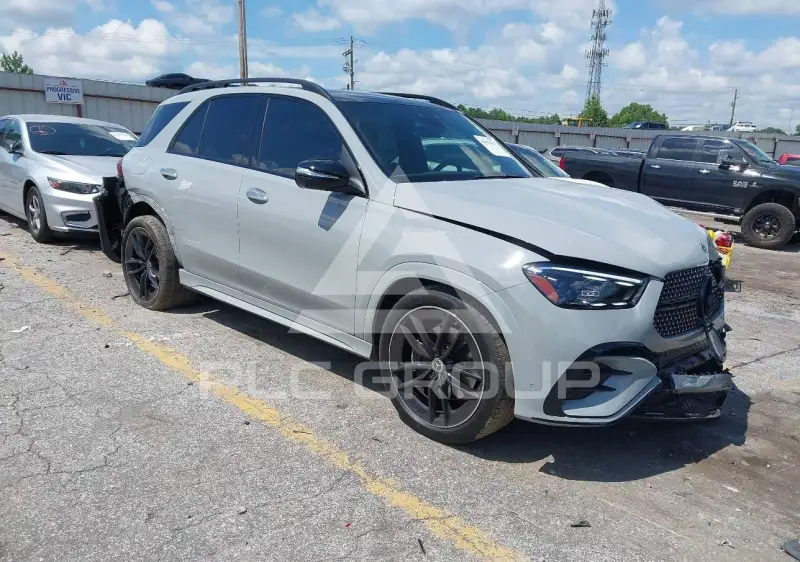 2025 Mercedes Benz GLE 580 photo