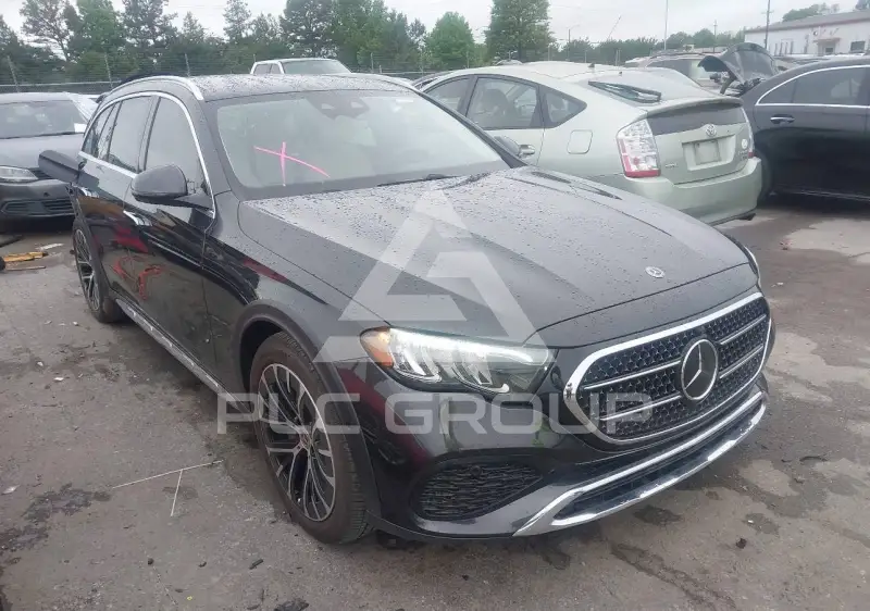 2025 Mercedes Benz E 450 фото