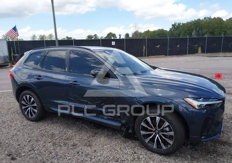 2025 Volvo XC60 photo