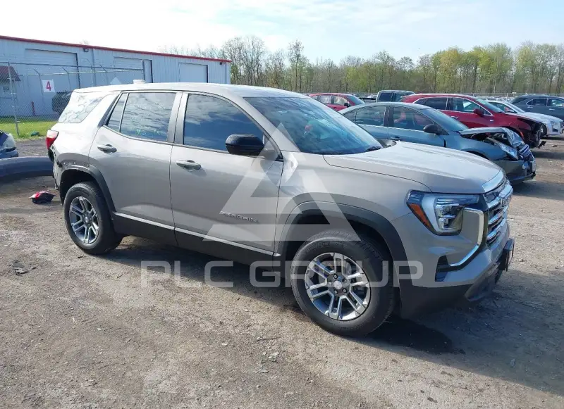 2025 GMC TERRAIN photo