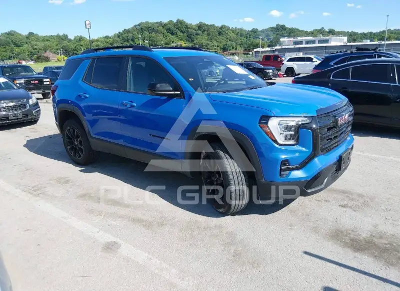 2025 GMC TERRAIN photo