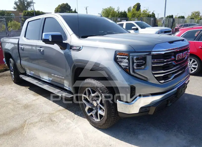 2025 GMC Sierra photo