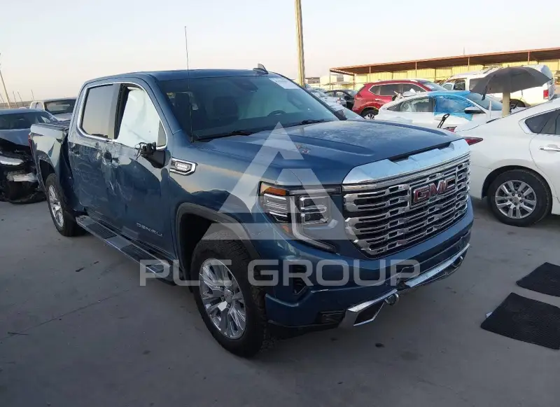 2025 GMC Sierra photo