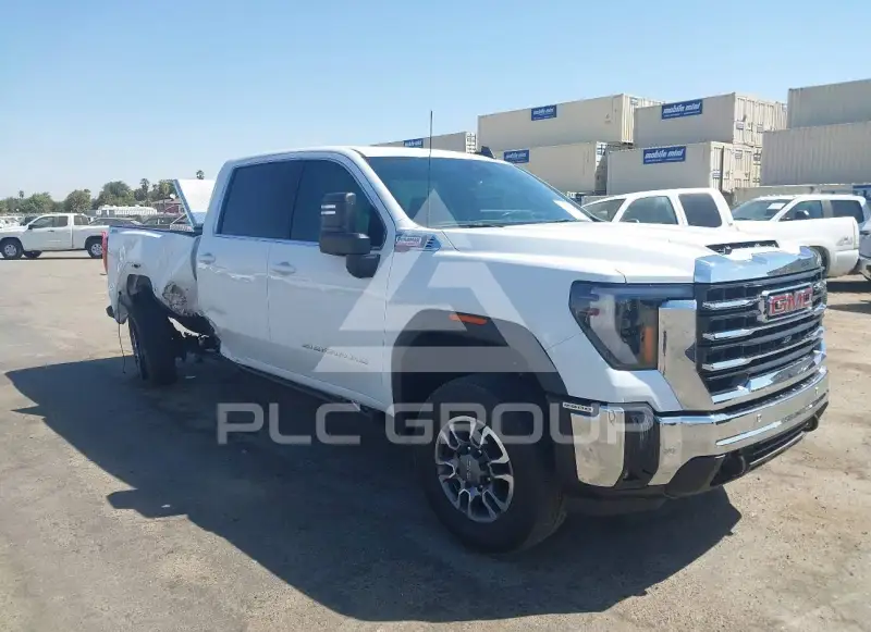 2025 GMC Sierra photo