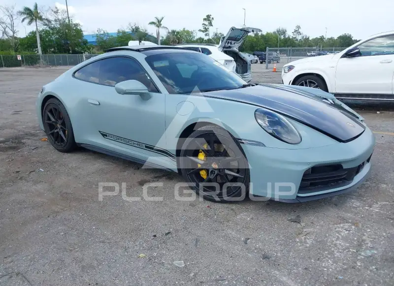 2025 Porsche 911 фото