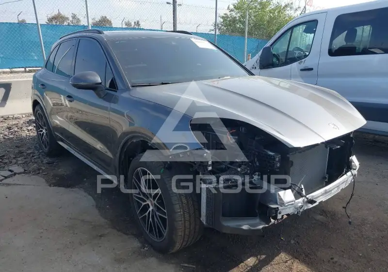 2025 Porsche Cayenne photo