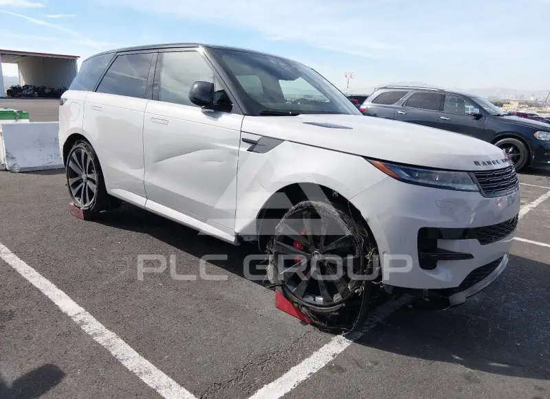 2025 Land Rover Range Rover photo