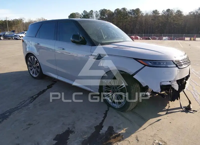 2025 Land Rover Range Rover photo