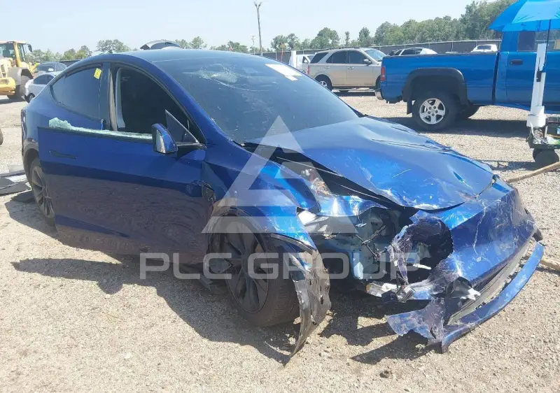 2025 Tesla Model Y photo