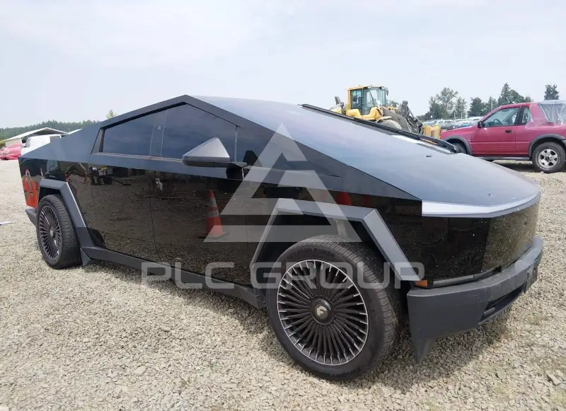 2025 Tesla Cybertruck фото