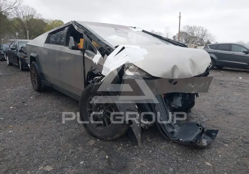2025 Tesla Cybertruck фото