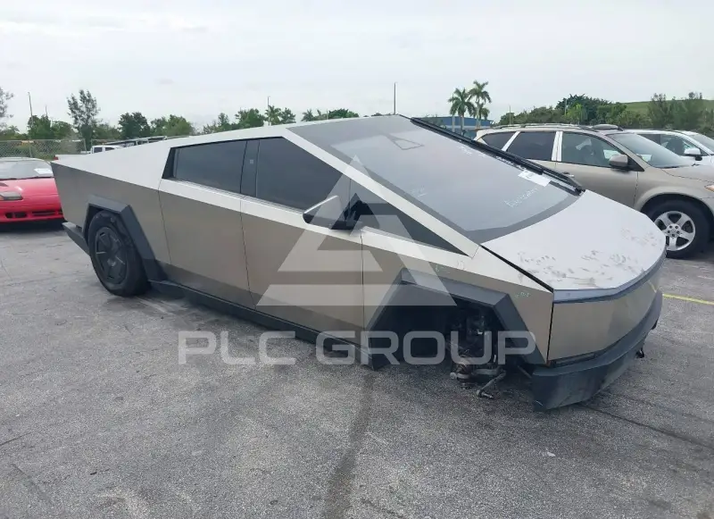 2025 Tesla Cybertruck фото