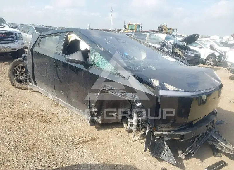 2025 Tesla Cybertruck фото