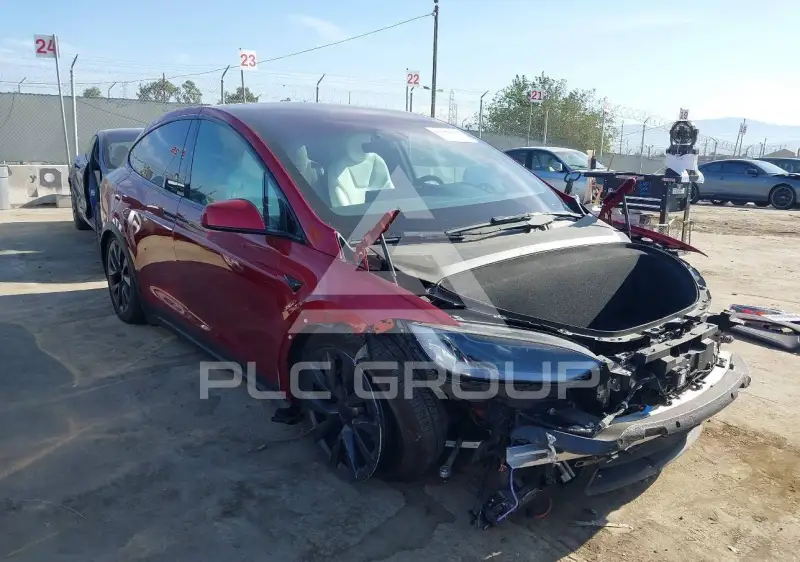 2025 Tesla Model X фото