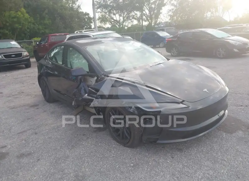 2025 Tesla Model 3 фото