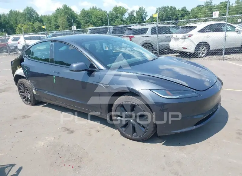 2025 Tesla Model 3 фото