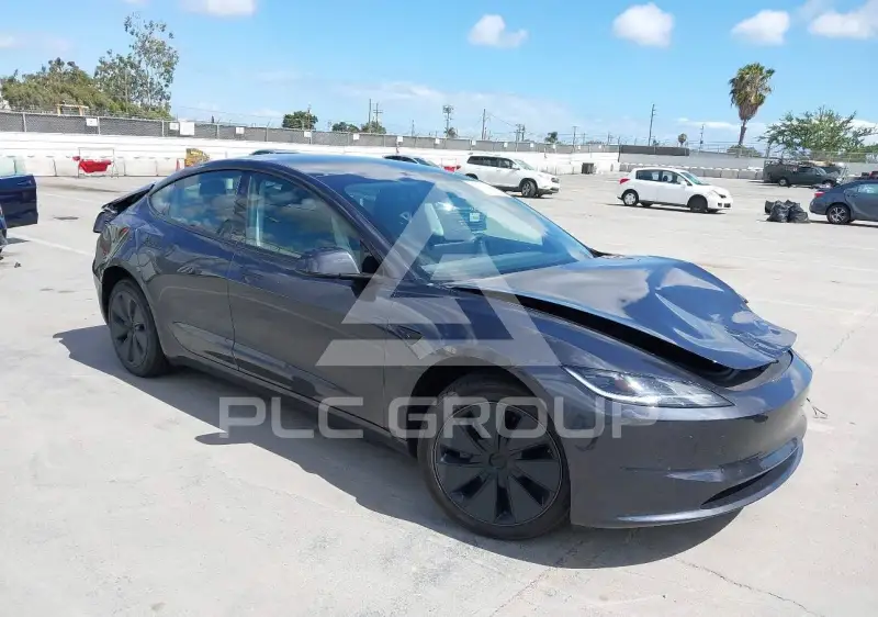2025 Tesla Model 3 фото