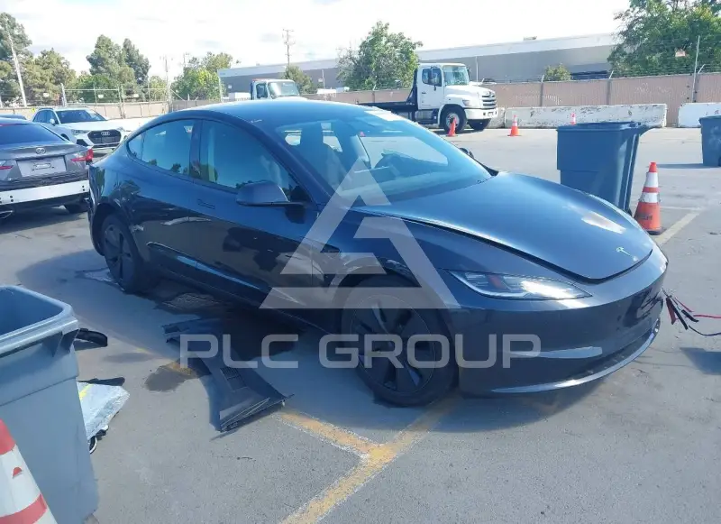 2025 Tesla Model 3 photo