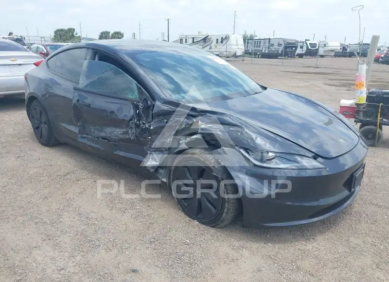 2025 Tesla Model 3 фото