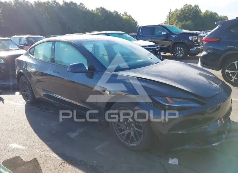 2025 Tesla Model 3 фото