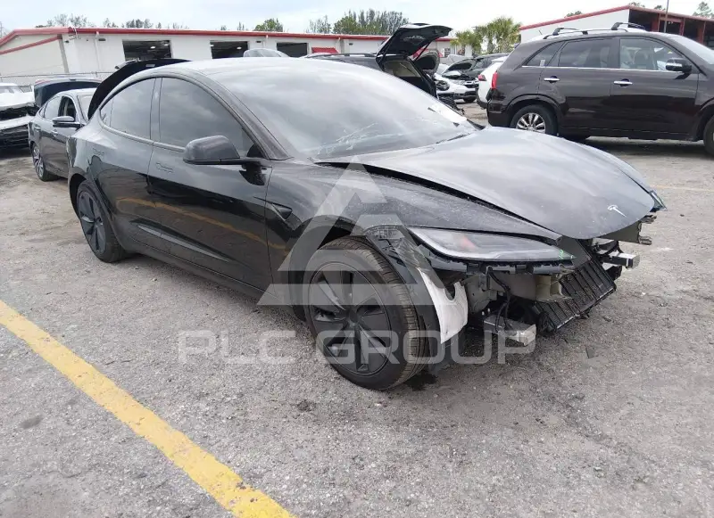 2025 Tesla Model 3 фото