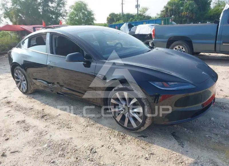 2025 Tesla Model 3 фото
