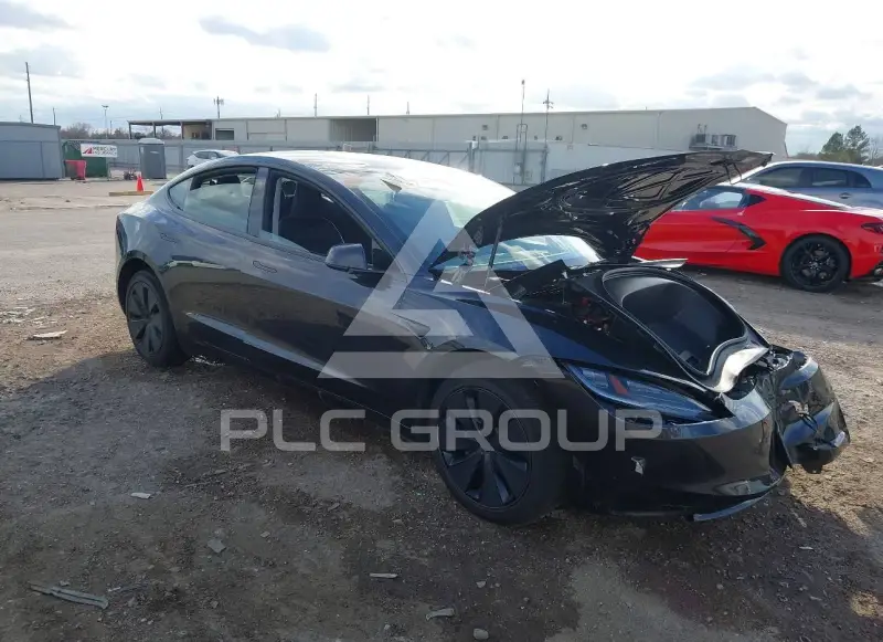 2025 Tesla Model 3 фото
