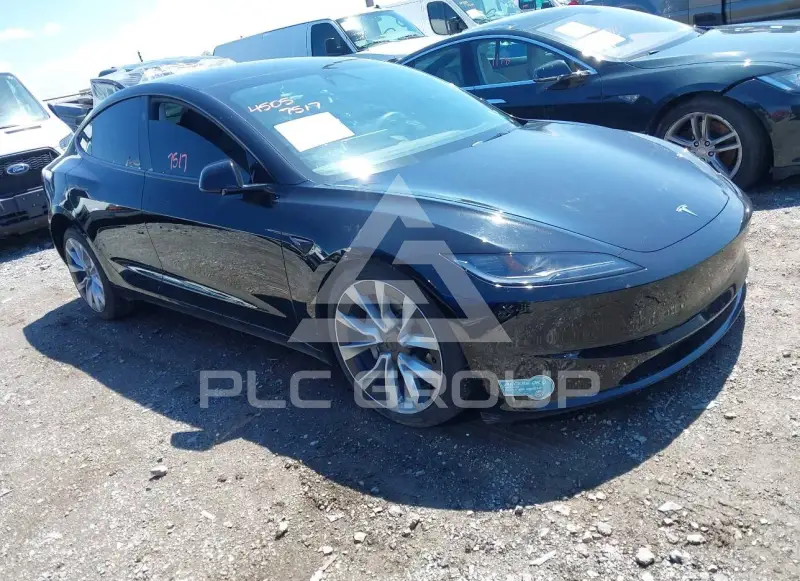2025 Tesla Model 3 photo