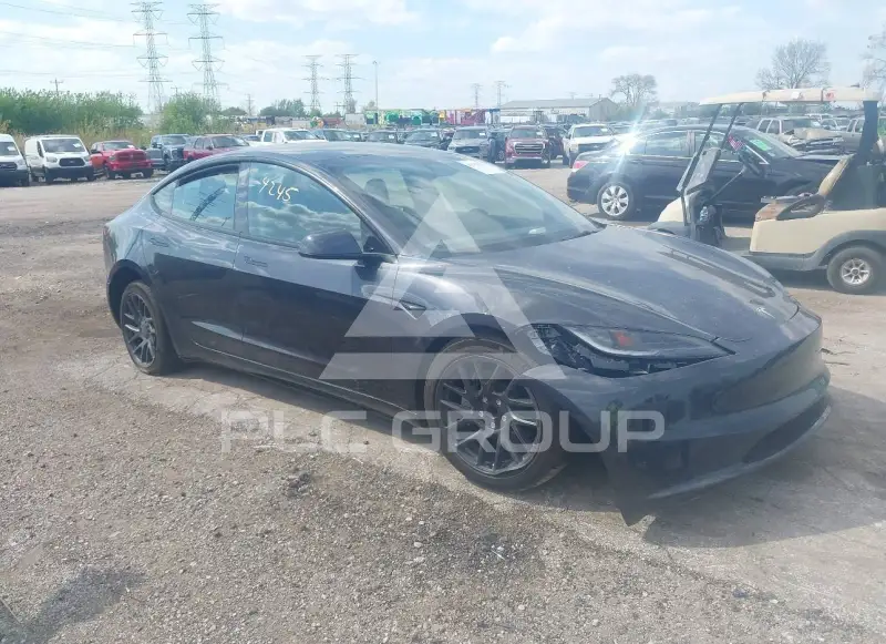 2025 Tesla Model 3 фото